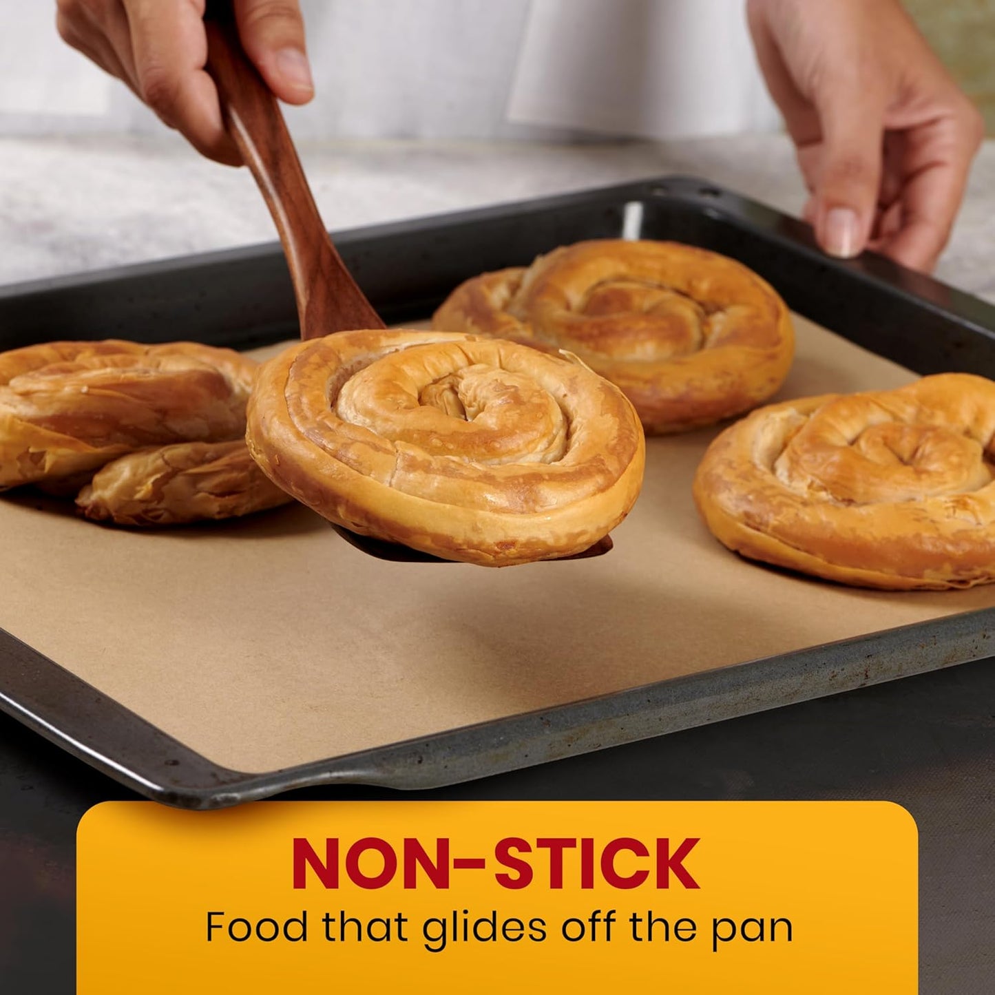 125 Pcs 9x13 Inch Parchment Paper Sheets by Baker's Signature | Parchment Baking Paper, Unbleached Parchment Paper - Perfect for Baking, Precut Non-Stick Sheets, Eco-Friendly, Will Not Curl or Burn