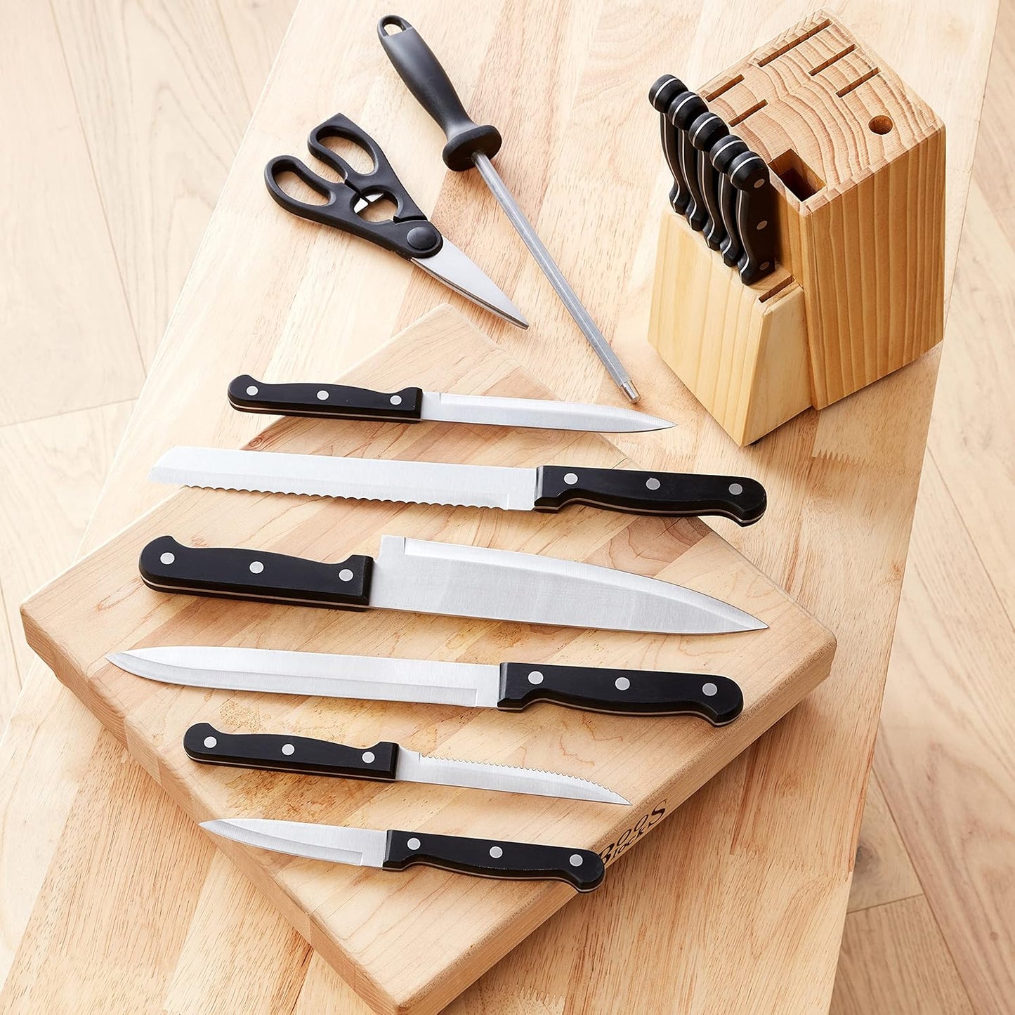 Amazon Basics 14-Piece High Carbon Stainless Steel Kitchen Knife Set with Sharpener and Pinewood Block, Black