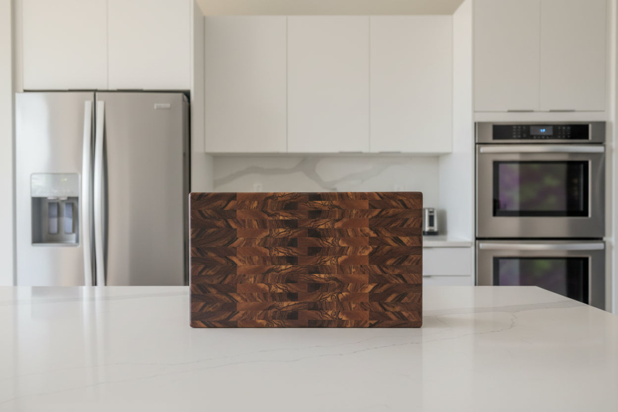 Handcrafted End‑Grain Butcher Block – 11.25" × 20" × 2" African Wild Olive with Stainless Steel Feet