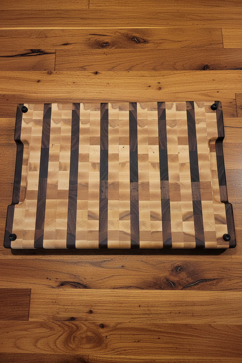 Handcrafted End Grain Cutting Board – 14" × 20" × 1.5" Walnut & Hard Maple with Juice Groove, Rubber Feet + Handholds