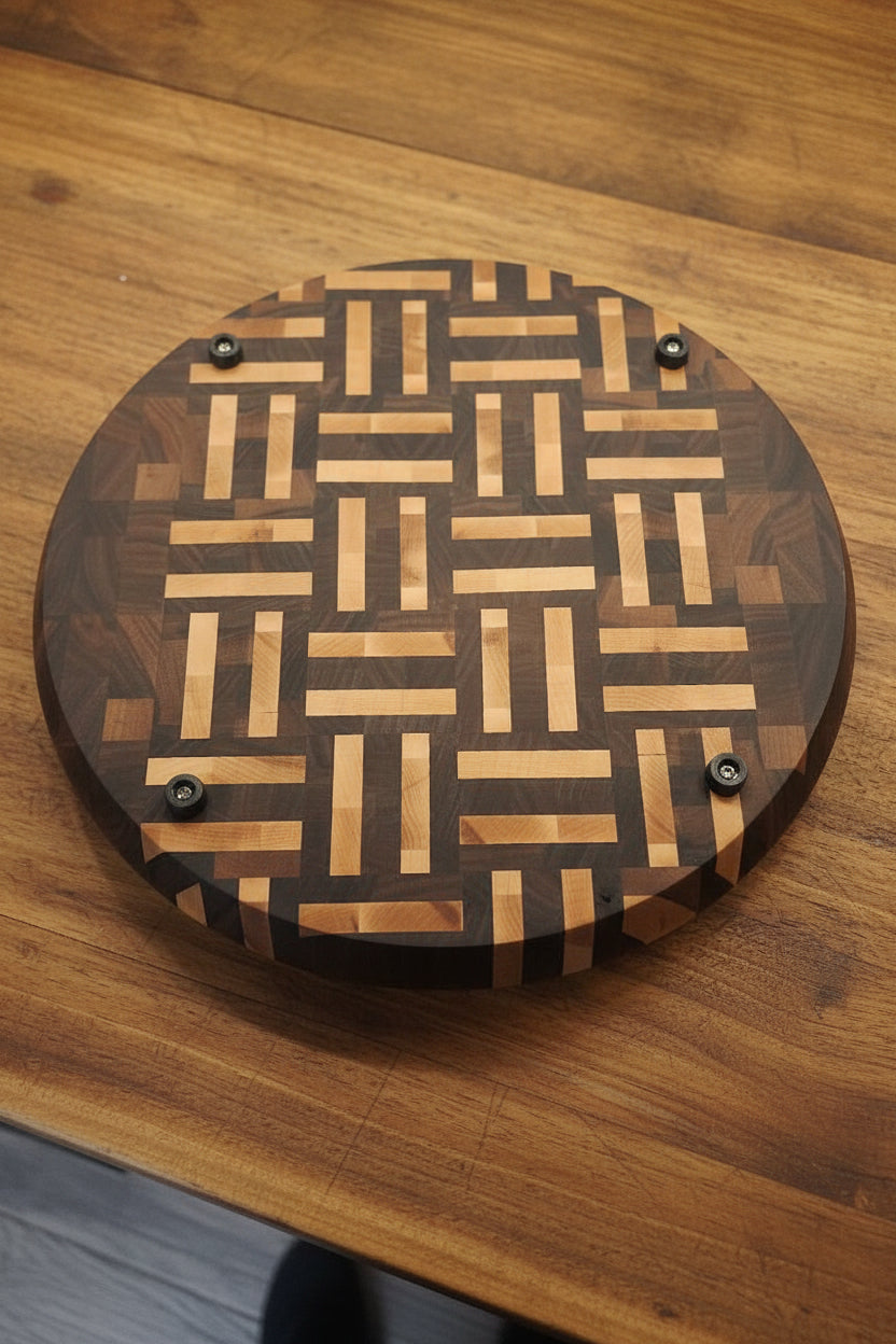 Handcrafted 16" Round End‑Grain Cutting Board — Black Walnut & Northern Hard Maple with Rubber Feet