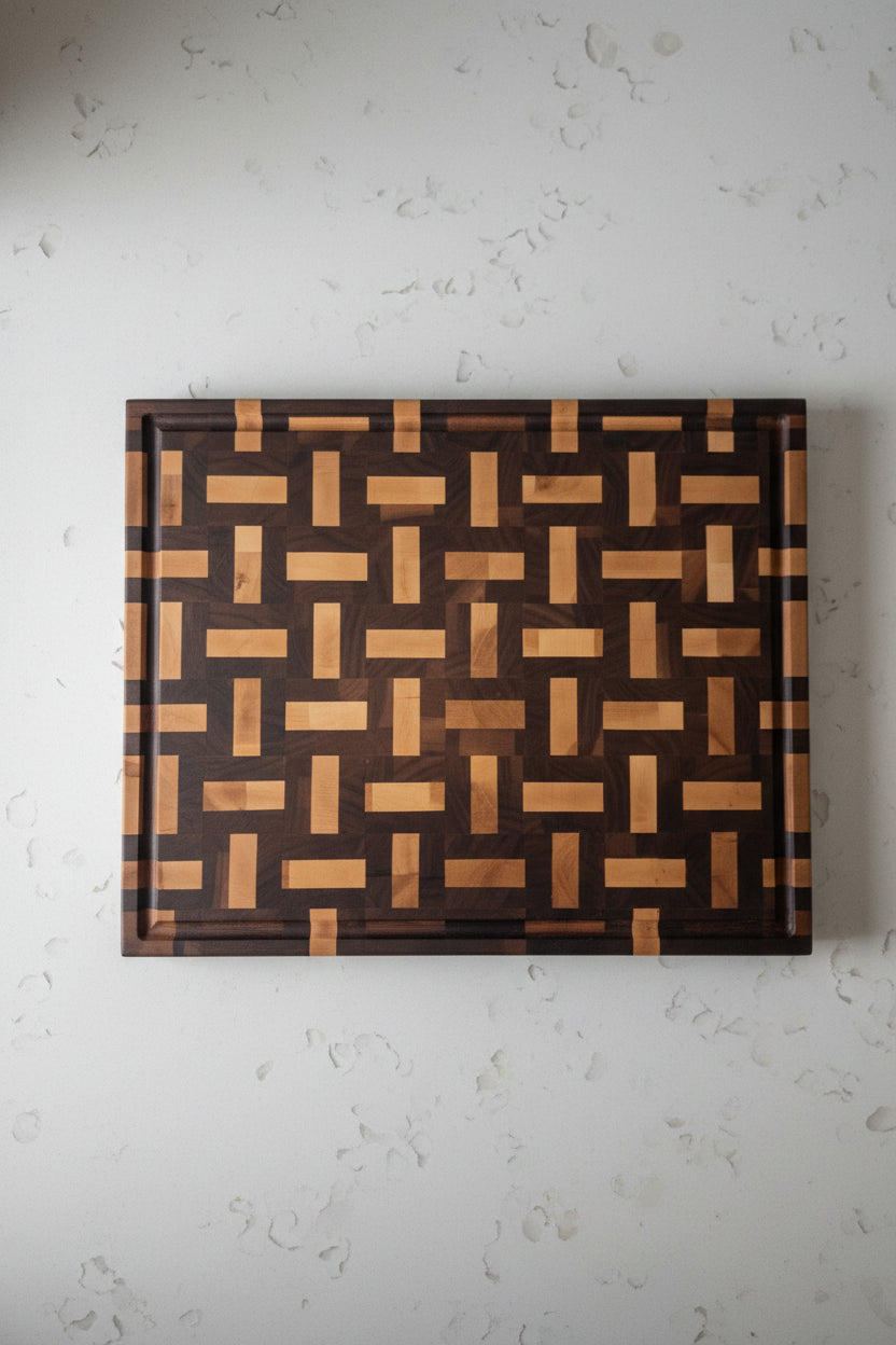 XL 16.25x19.25x2" end grain black walnut and northern hard maple 