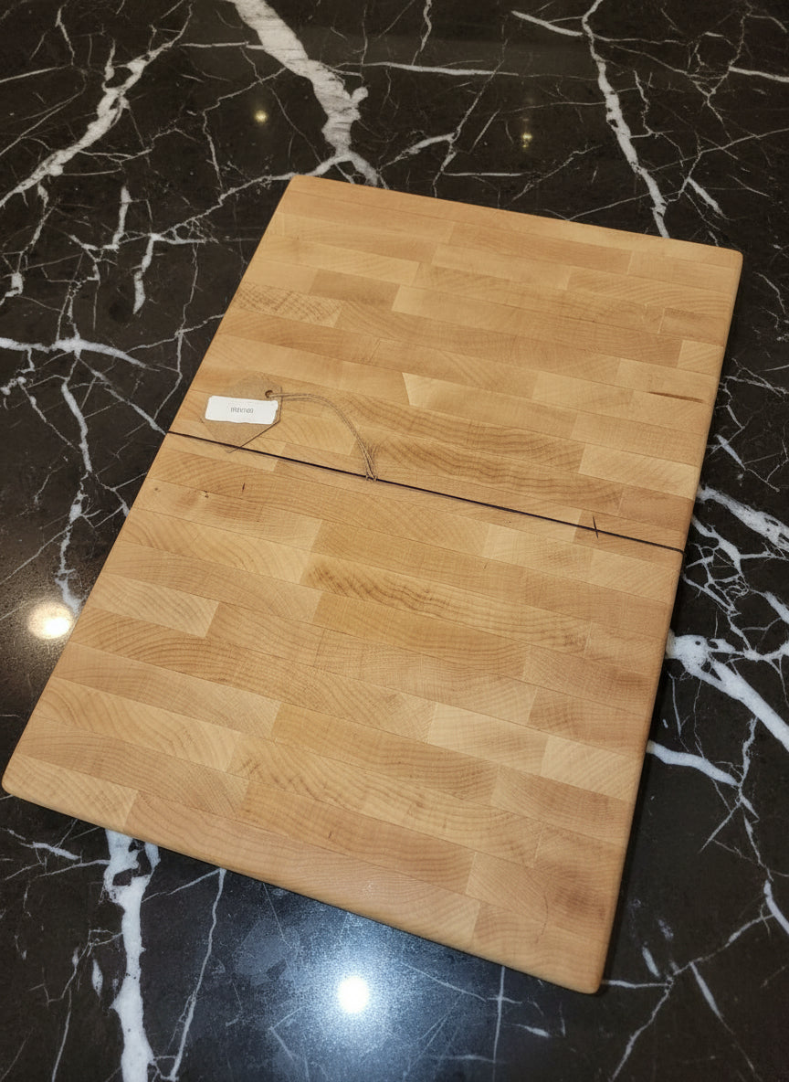Handmade Hard Maple End Grain Butcher Block – 12x16x1.25" with Rubber Feet