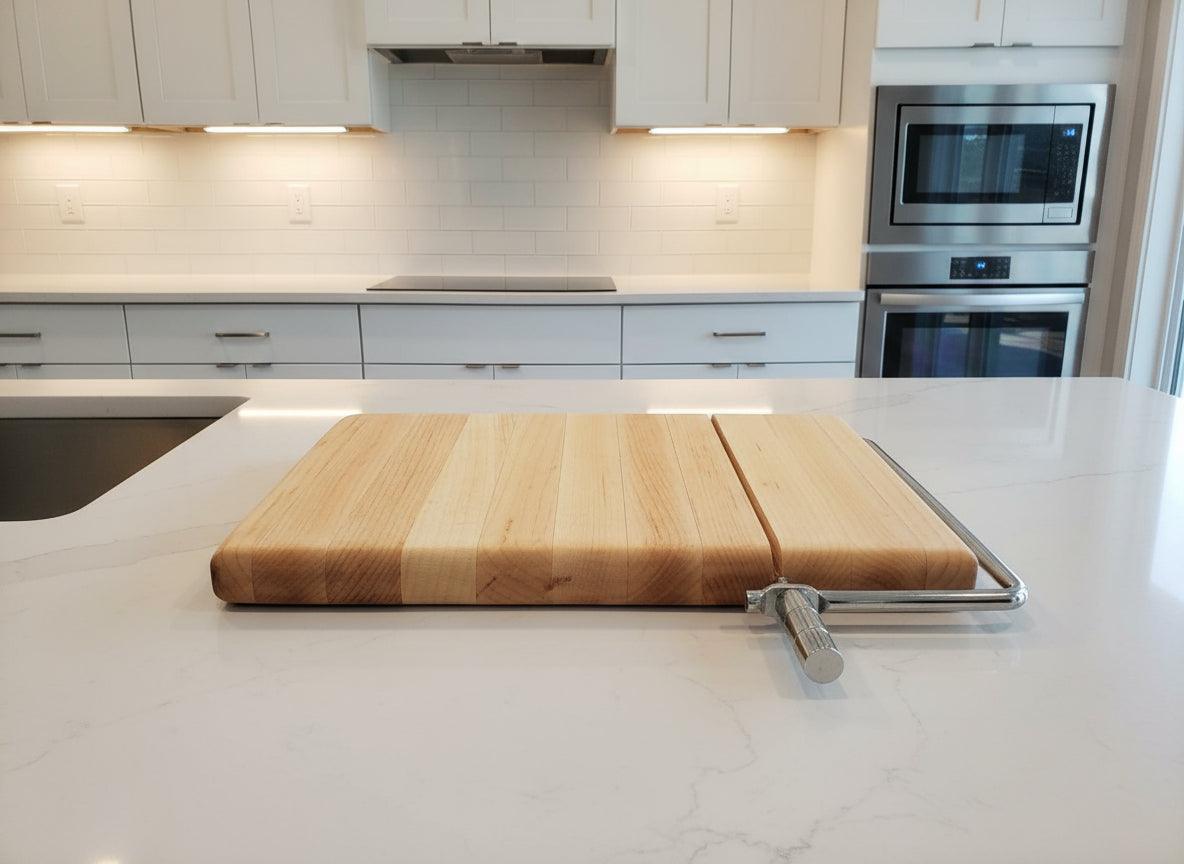 Cheese Slicer Hard Maple – Clean Lines and Perfect Cuts for Any Kitchen