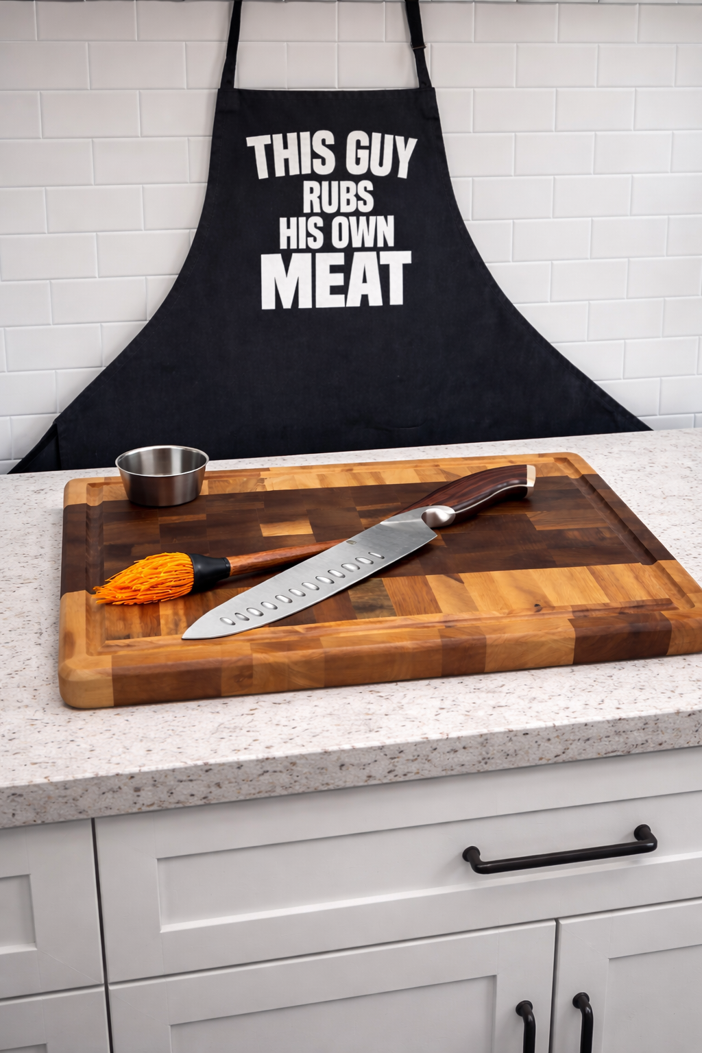 Father’s Day Premium Grill & Prep Bundle – End‑Grain Maple/Walnut Butcher Block + Apron + Sauce Mop + 12" Hashanho Knife + 4 ounce board conditioner