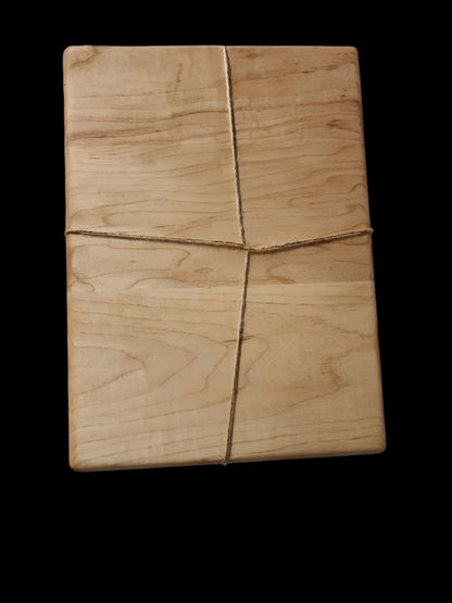 Handmade 8.5" x 11.5" x 1" Hard Maple Cutting Board – A Practical and Elegant Kitchen Essential