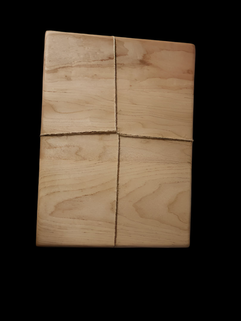 Handcrafted 8.5" x 11.5" x 1" Hard Maple Cutting Board – A Durable and Elegant Kitchen Essential