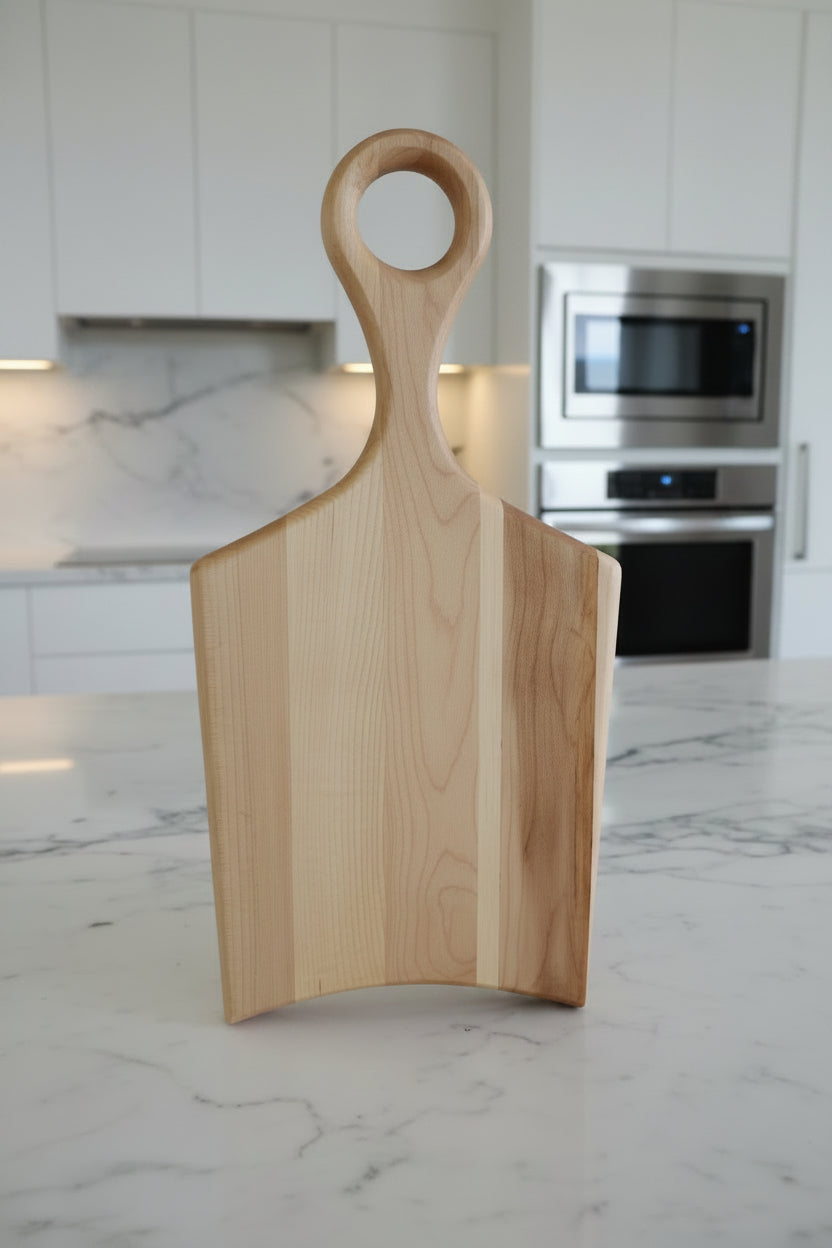 Handcrafted Cutting Board – 7.5" × 15" × 3/4" Northern Hard Maple with Handle